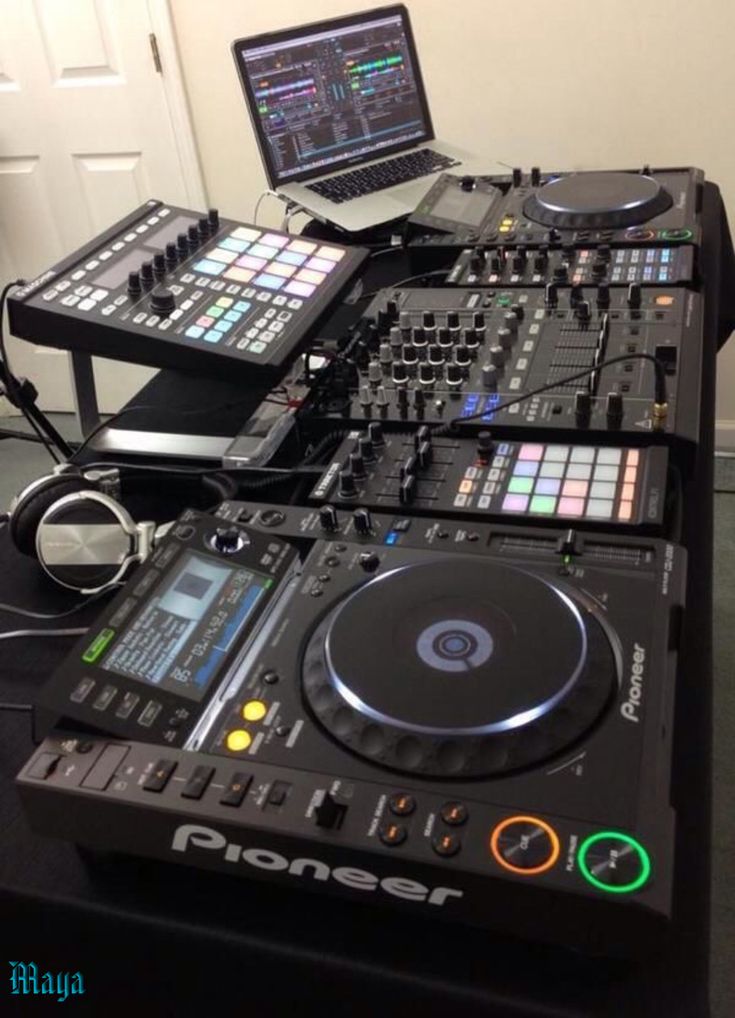AUDIO, DJ & PHOTO