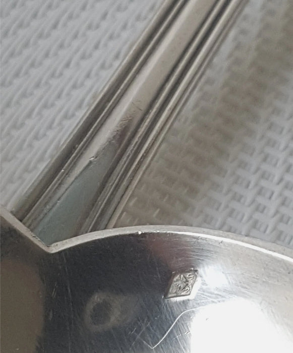 Ménagère 24 pièces en ARGENT. Couverts de table - Poinçons Minerve 1 + S.F.O