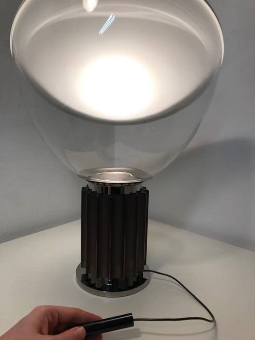 Lampe de table design Flos modèle Taccia Small