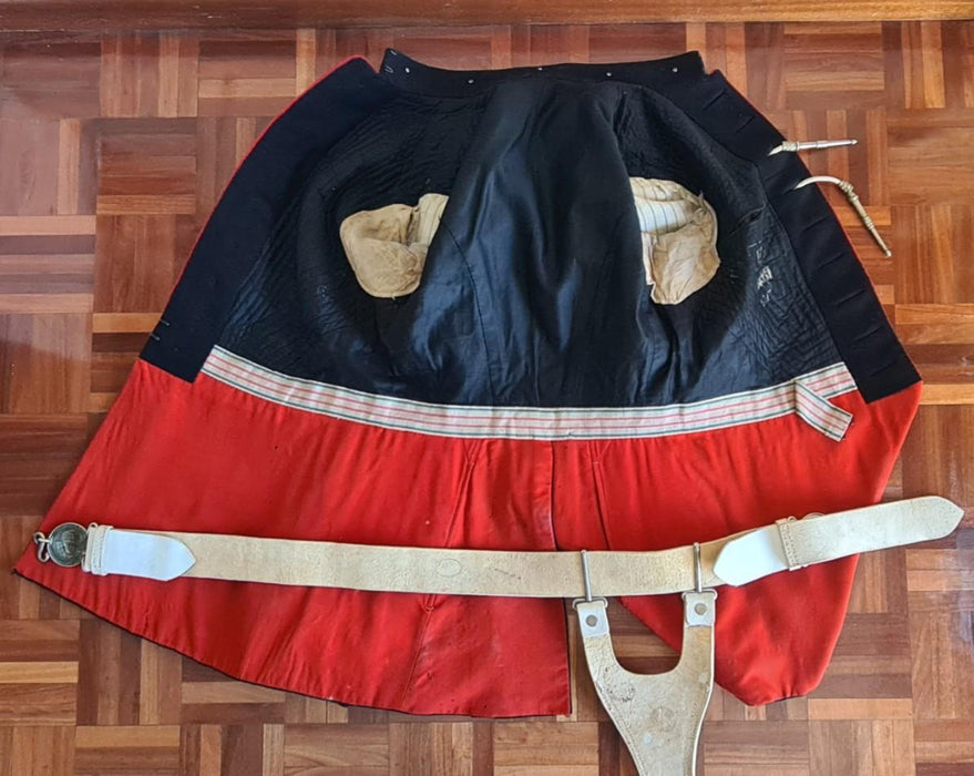 Ancien officier de cavalerie uniforme militaire de la Gendarmerie française
