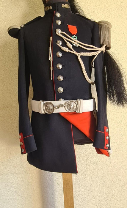 Ancien officier de cavalerie uniforme militaire de la Gendarmerie française