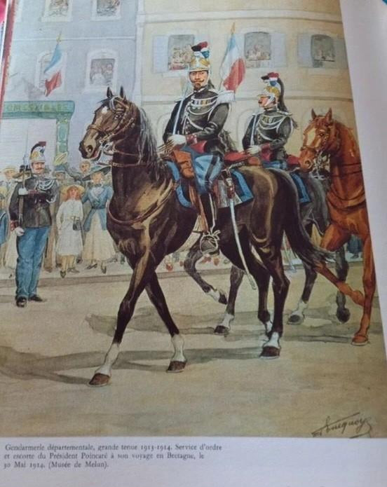 Ancien officier de cavalerie uniforme militaire de la Gendarmerie française