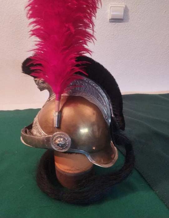 Casque de gendarme français monté, modèle 1913. Editeur : Franck et Fils, Aubervilliers