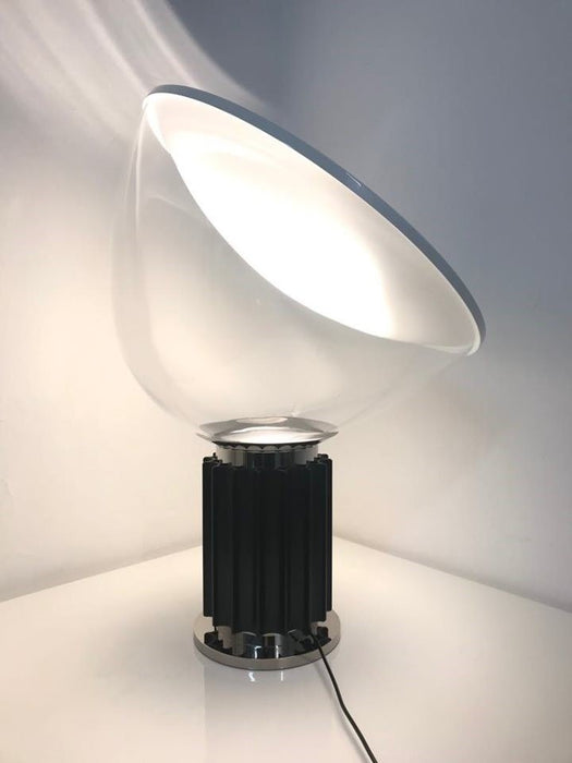 Lampe de table design Flos modèle Taccia Small