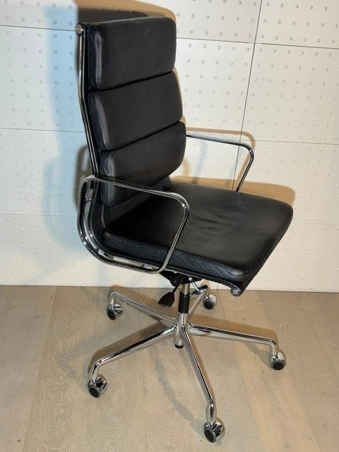 Vitra EA 219 Soft Pad – Fauteuil de Bureau Design en Cuir Noir | Charles & Ray Eames