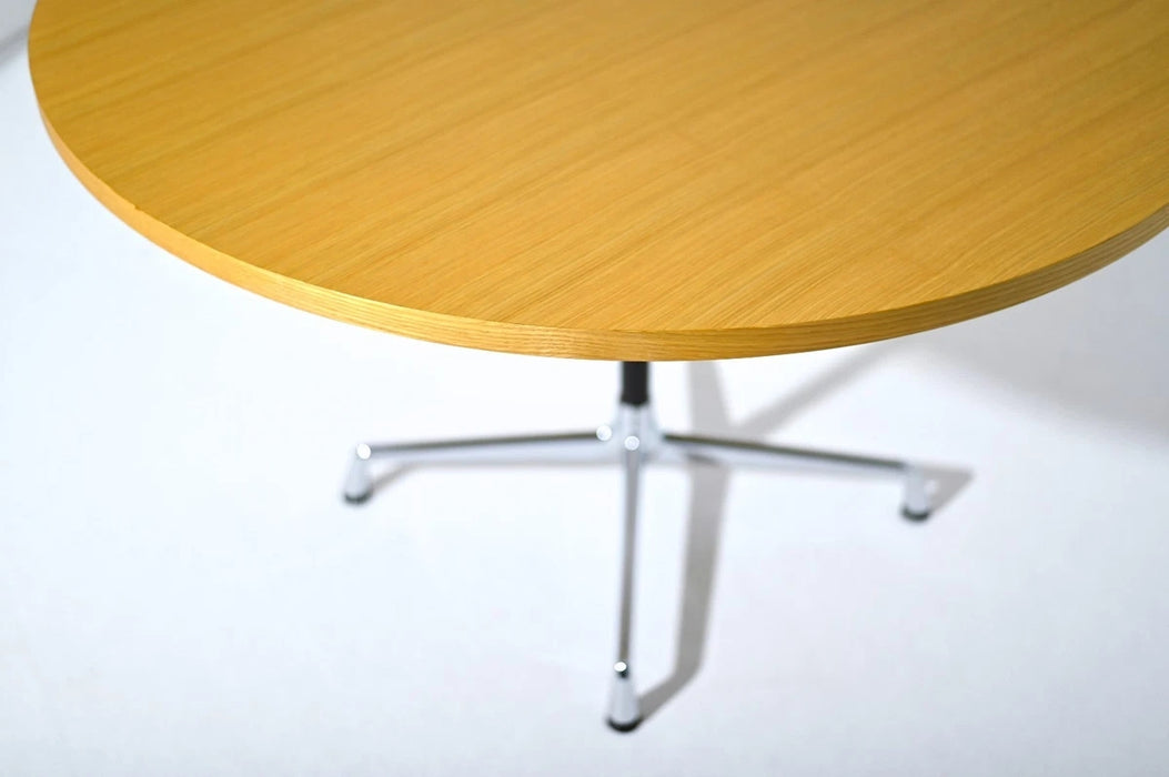 Table Vitra Segmented Table Charles & Ray Eames